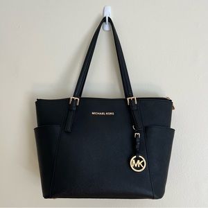 Michael Kors Jet Set East West Top Zip Tote • Black Saffiano Leather